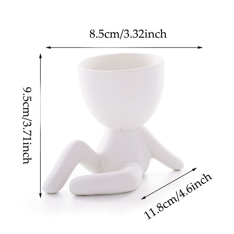 Luxurious flower pot with creative design