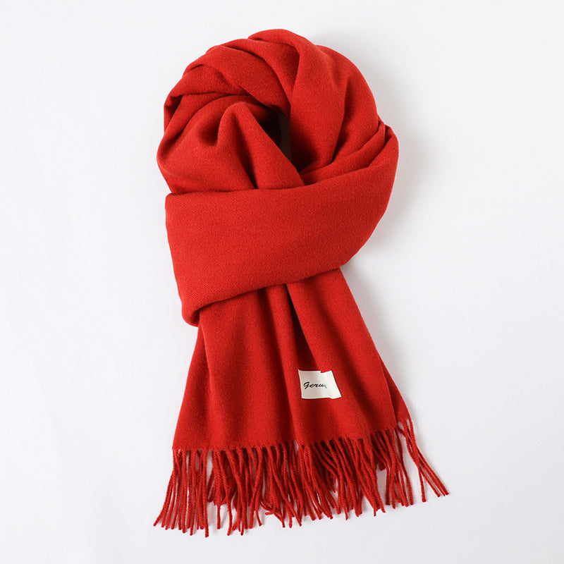 Elegant höst- och vinter sjal i mjuk viskos med fransar
