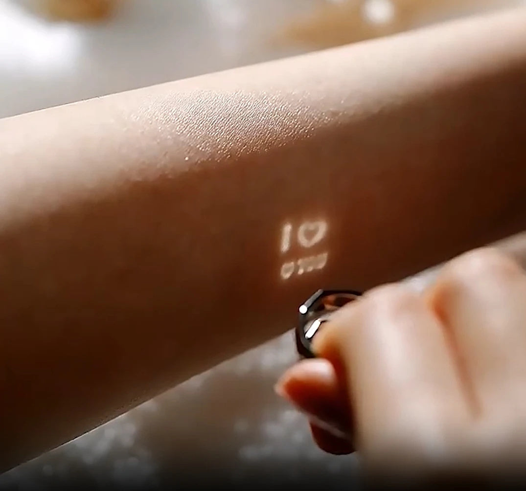 Silverringar med kärleksfullt mönster – Perfekt gåva för romantiska stunder