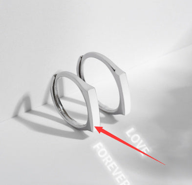 Silverringar med kärleksfullt mönster – Perfekt gåva för romantiska stunder