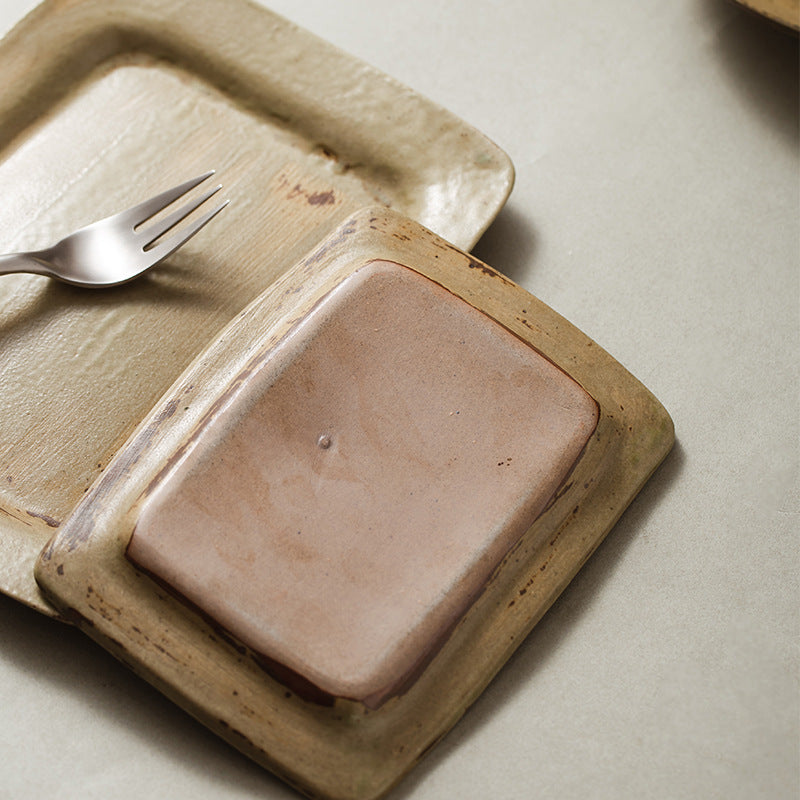 Keramisk tallrik i vintage stil  – Japansk & Kinesisk Stil